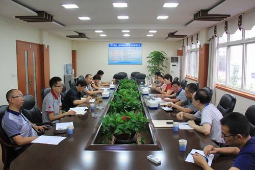 資陽市雁江區(qū)人大代表率區(qū)商務局到工程局調研 